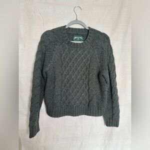 American eagle Sweater